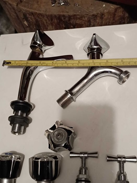 Conjunto de Torneiras tubos adaptadores