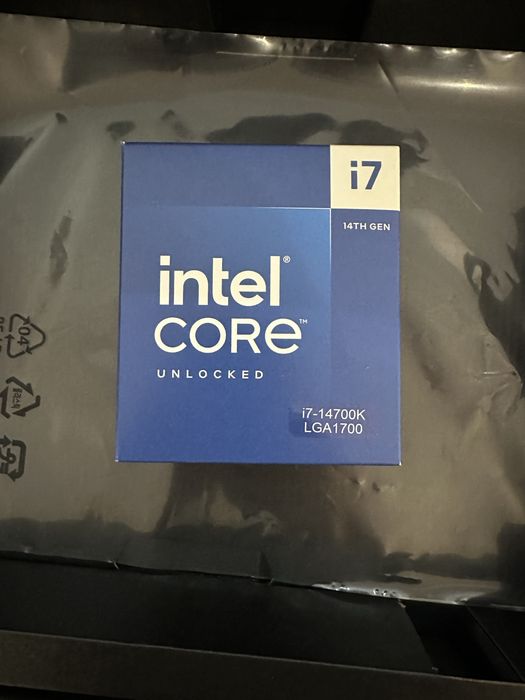 Conjunto CPU i7 14700k + Board Asus ROG Z790 Maximus Hero c/ Garantia.