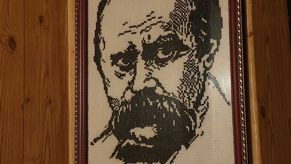 Вышитый портрет Т .Шевченко