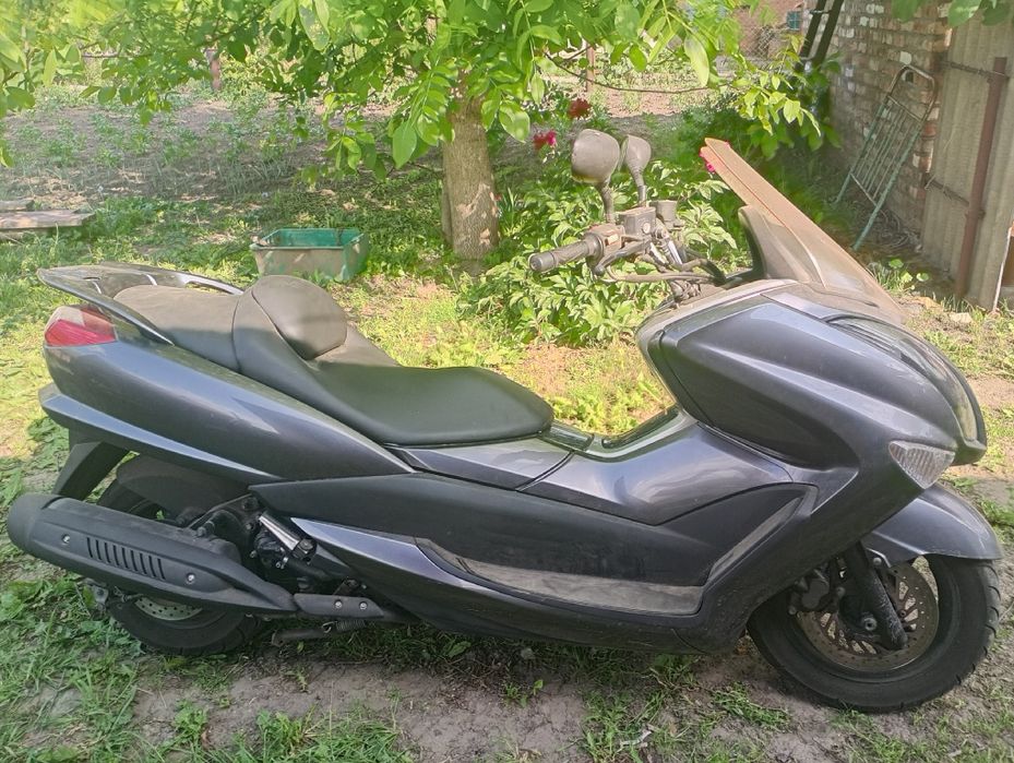 Продам Макси скутер з документами есть торг