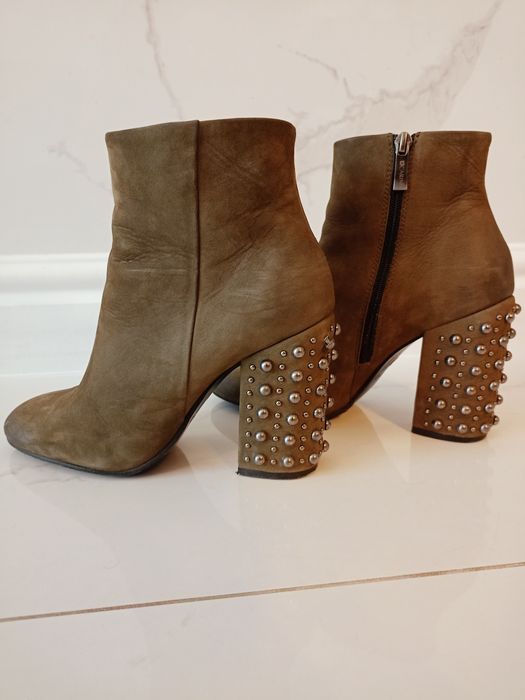Buty Carrini r.39