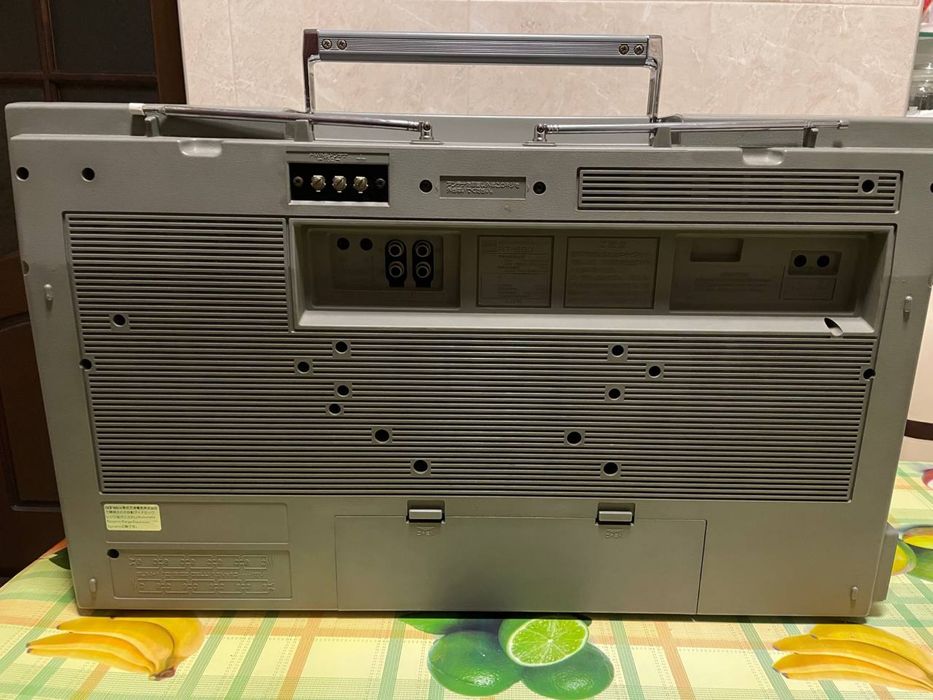Магнитола  Toshiba RT S90
