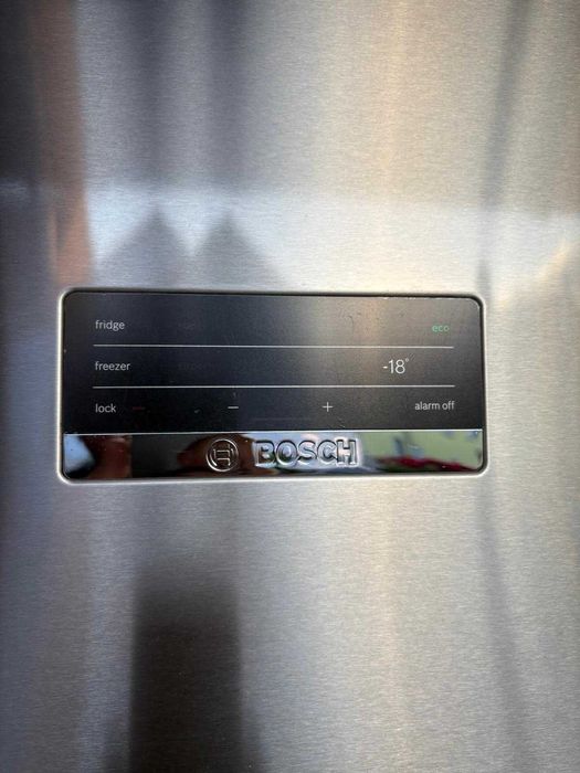 Lodówka Bosch KGN49MIEB - stan bardzo dobry