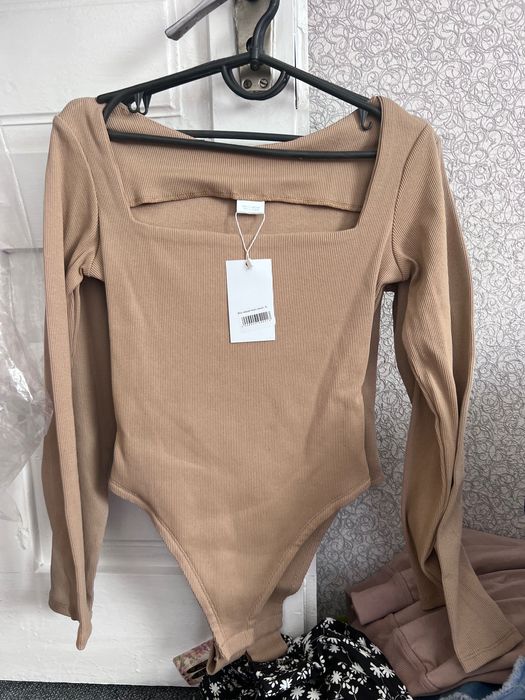 Розпродаж магазину одягу /жіночий одяг/опт