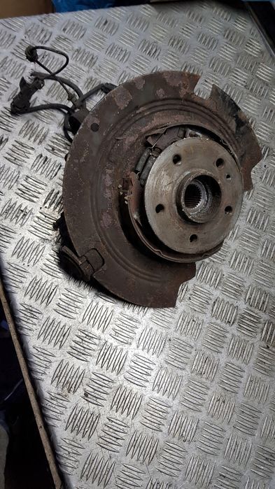 Mercedes ml W163 Zwrotnica tył Lewa lub Prawa