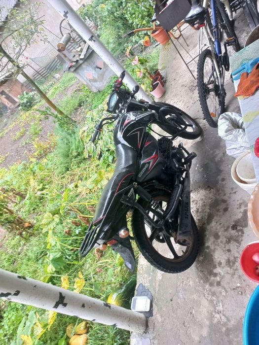 Продам мотоцикл Spark125c-2c.