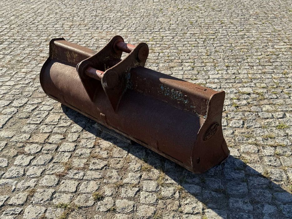 Balde limpeza 1570 mm Ø50