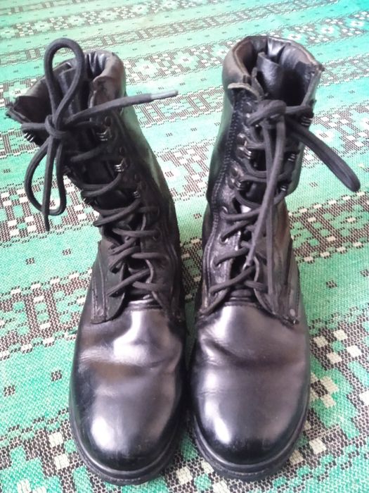 Дитяче взуття берци осінні 38,39 зима