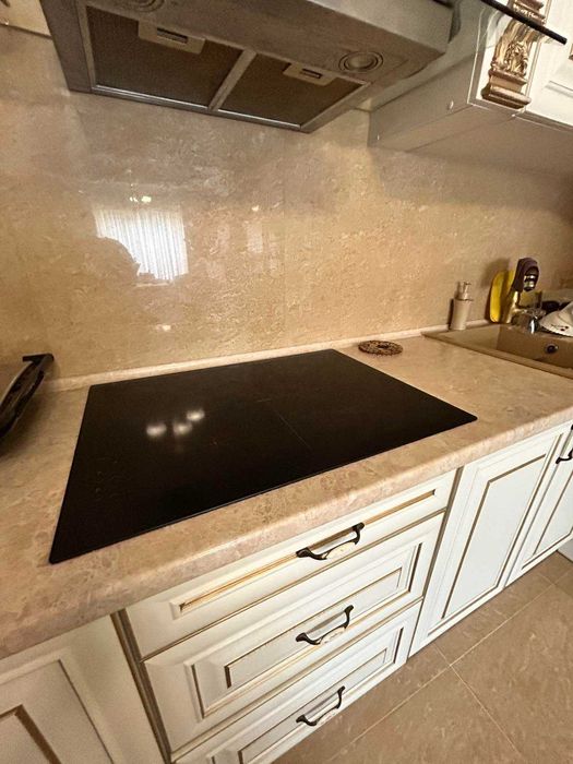 Будинок на Корбутівці. Затишний район. Готовий ремонт. Камін та тераса