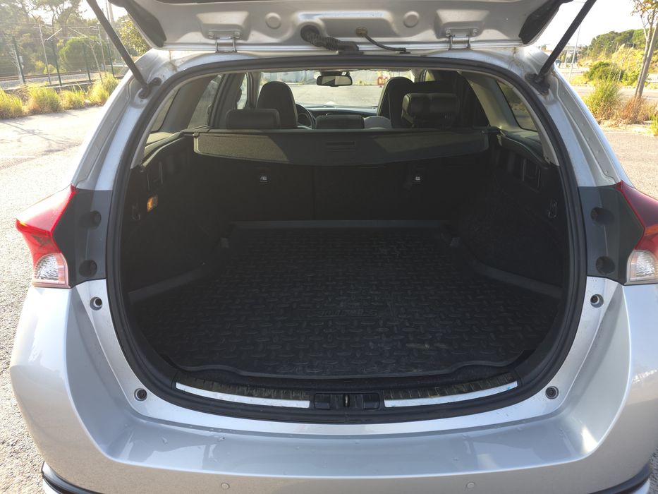Toyota auris TS 1.8 HYBRID