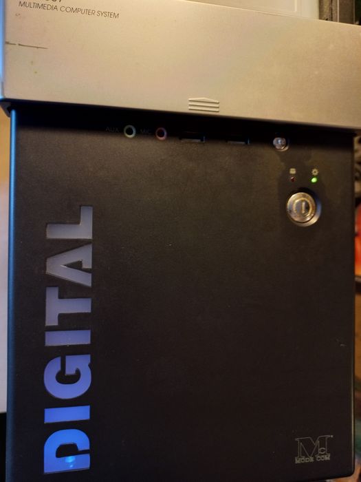 Komputer, obudowa, podzespoły