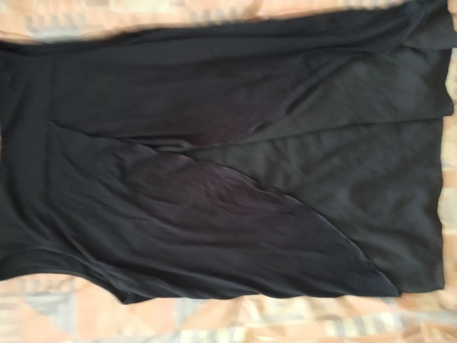 T-shirt com lantejoulas