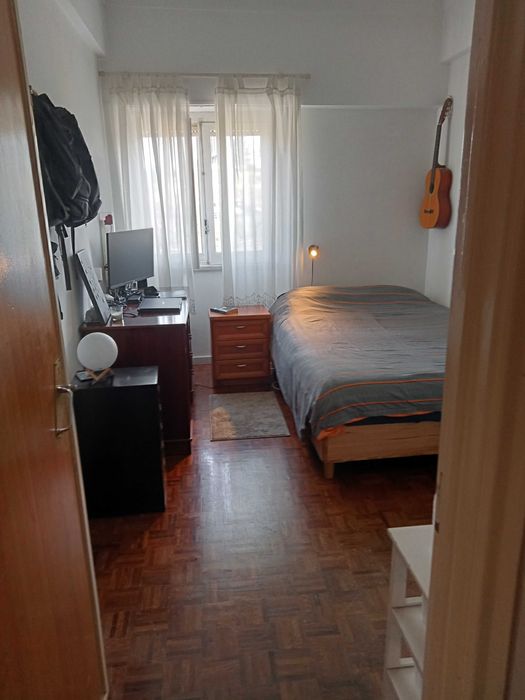 Quarto para arrendar em benfica