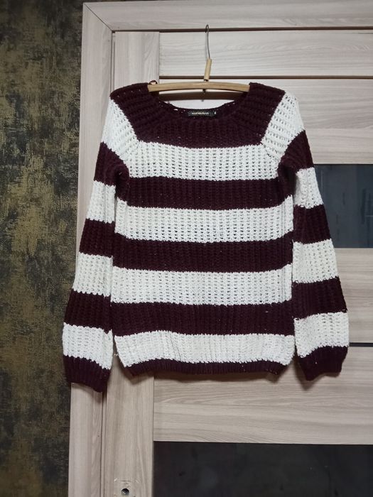 Гарний теплий светр 46- 48 р / теплий светр 46 - 48 р / в'язаний светр