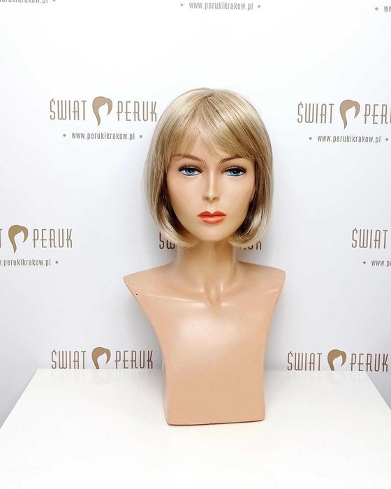 Peruka syntetyczna z grzywką Busko-Zdrój