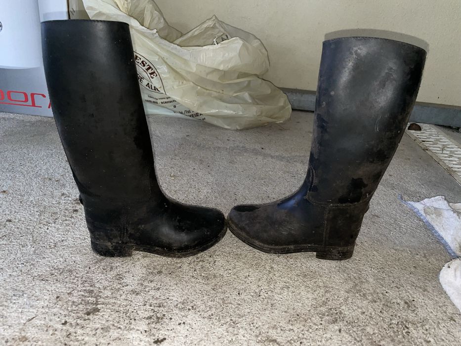 Varias botas equitaçao