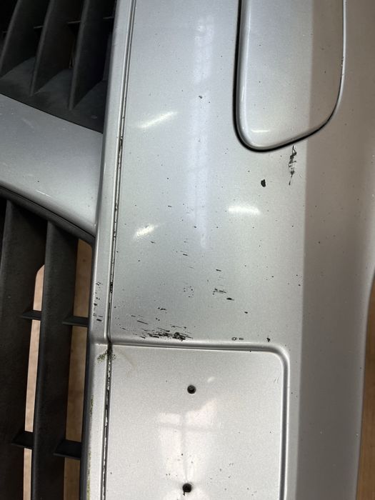 Zderzak przedni Golf 5 Plus kolor LA7W