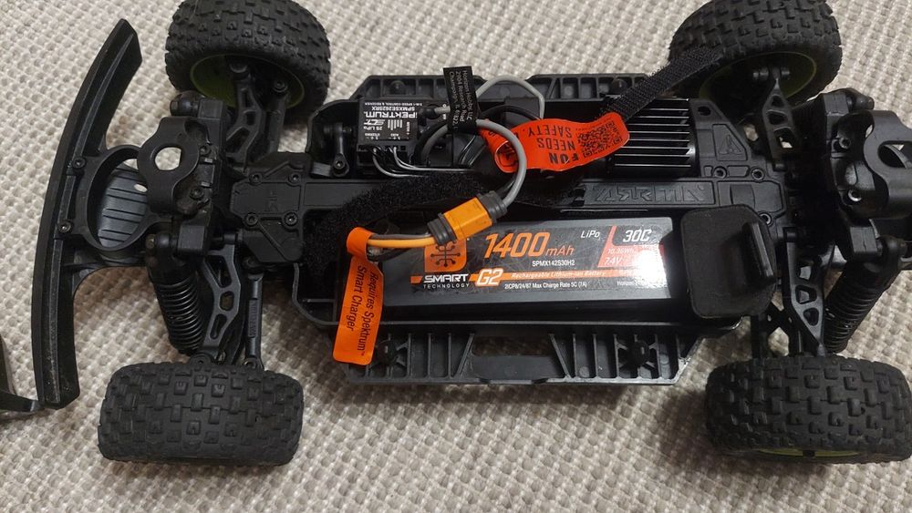 Arrma Mojave grom 1:18.