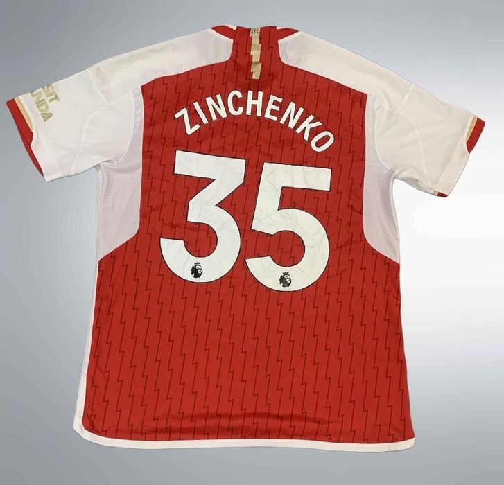 Продам футбольную футболку