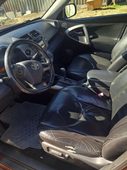 Продам тойота рав 4