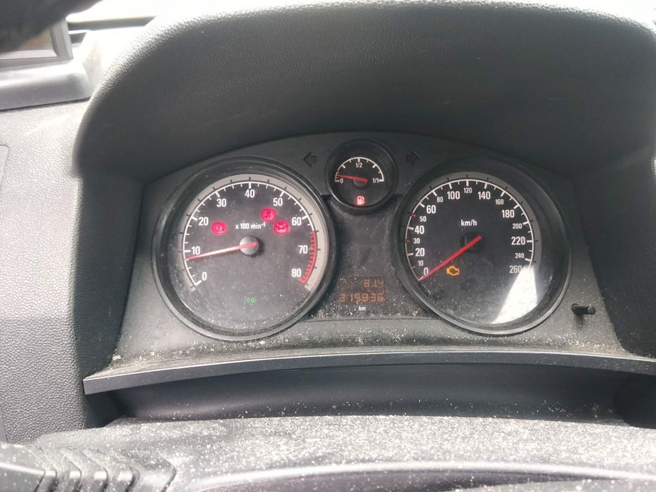 Opel Zafira B  1.8B+G 06r 7-osobowy