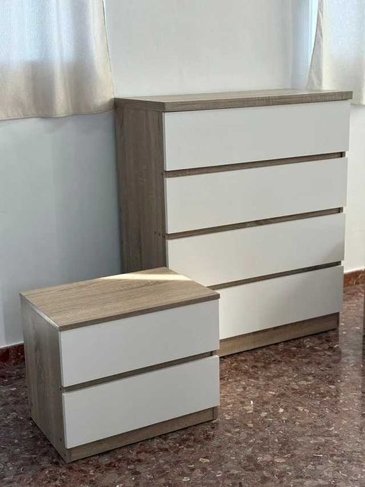 OFERTA! Uma cómoda e duas mesas de cabeceira