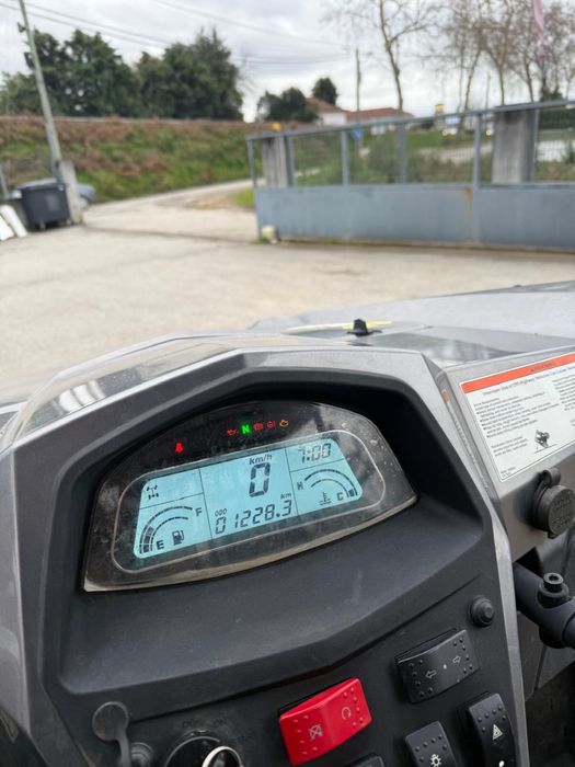 Buggy CFMoto zforce 550 ex