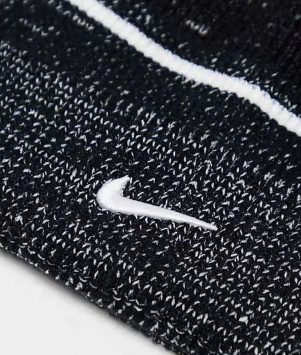 Шапка Nike , оригинал