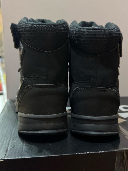 Зимові чоботи adidas 31,5 (всі недоліки на фото)
