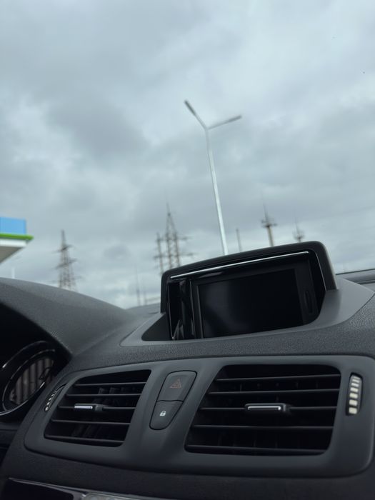 Renault megane 3 Bose рейсталінговий