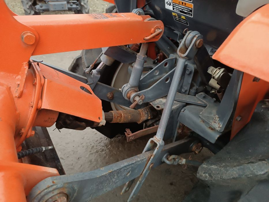 Японський мінітрактор.Трактор Кубота.