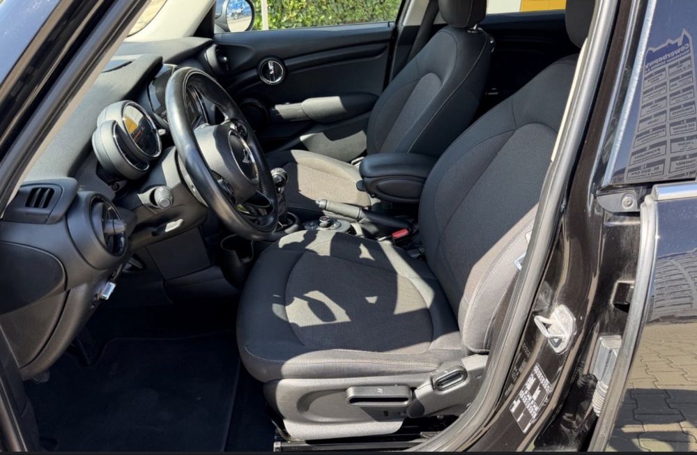 Mini  d 5 portas