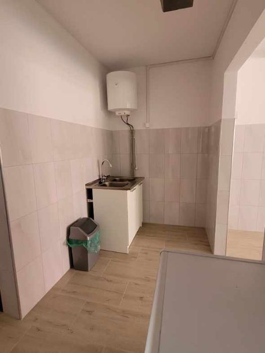 Do wynajęcia wyremontowany lokal handlowo - usługowy, 45m2