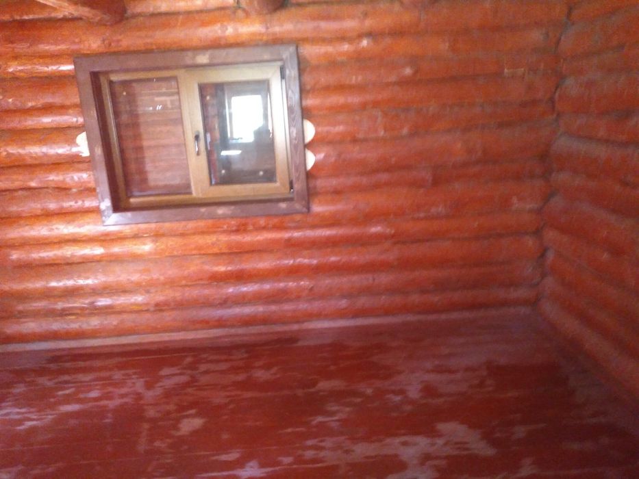 Будинок зруб в Хусті