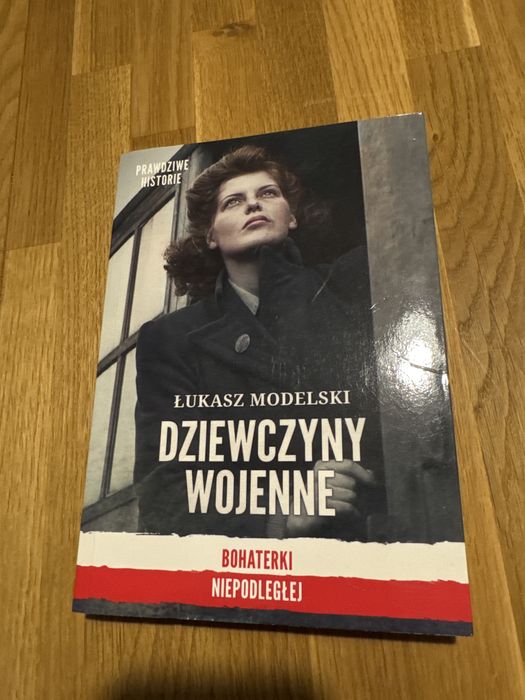 Książka Dziewczyny wojenne Łukasz Modelski
