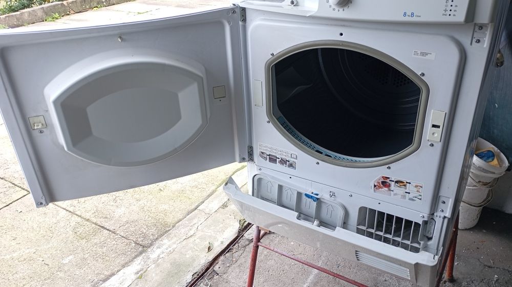 Máquina de secar roupa 8kg