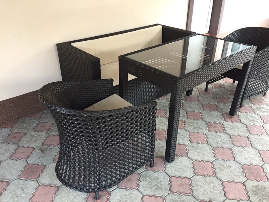 Ремонт меблів з Ротанга