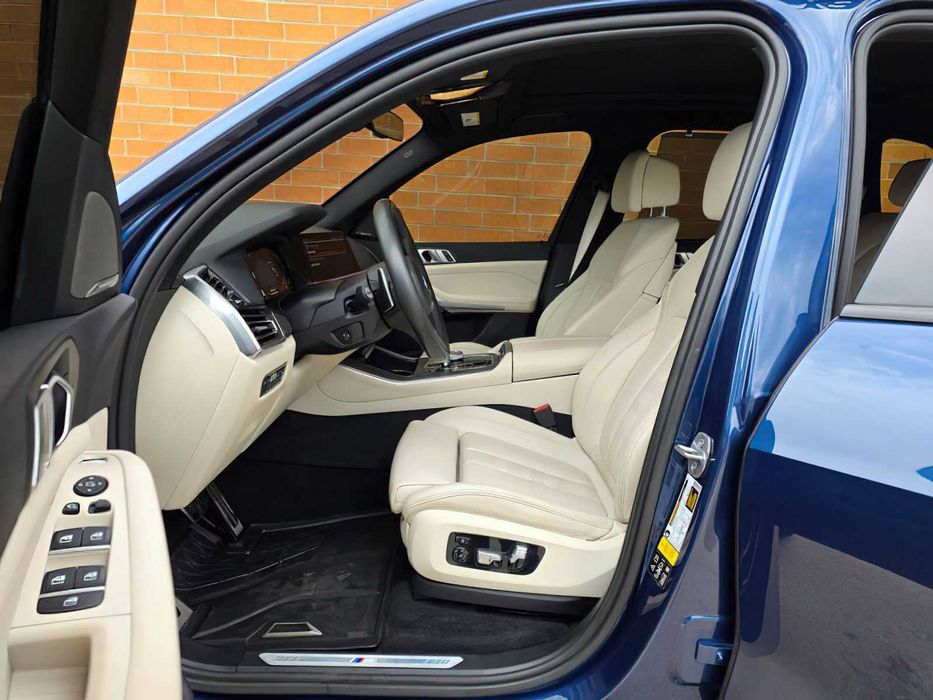 BMW X5 xDrive50i      2019