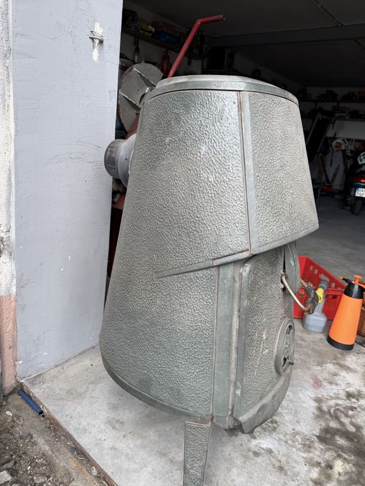 Jotul 4 żeliwny piec
