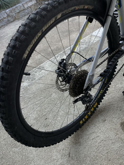 Rock Machine Heatwave 90 2019  XC / Trail (EXTRAS)