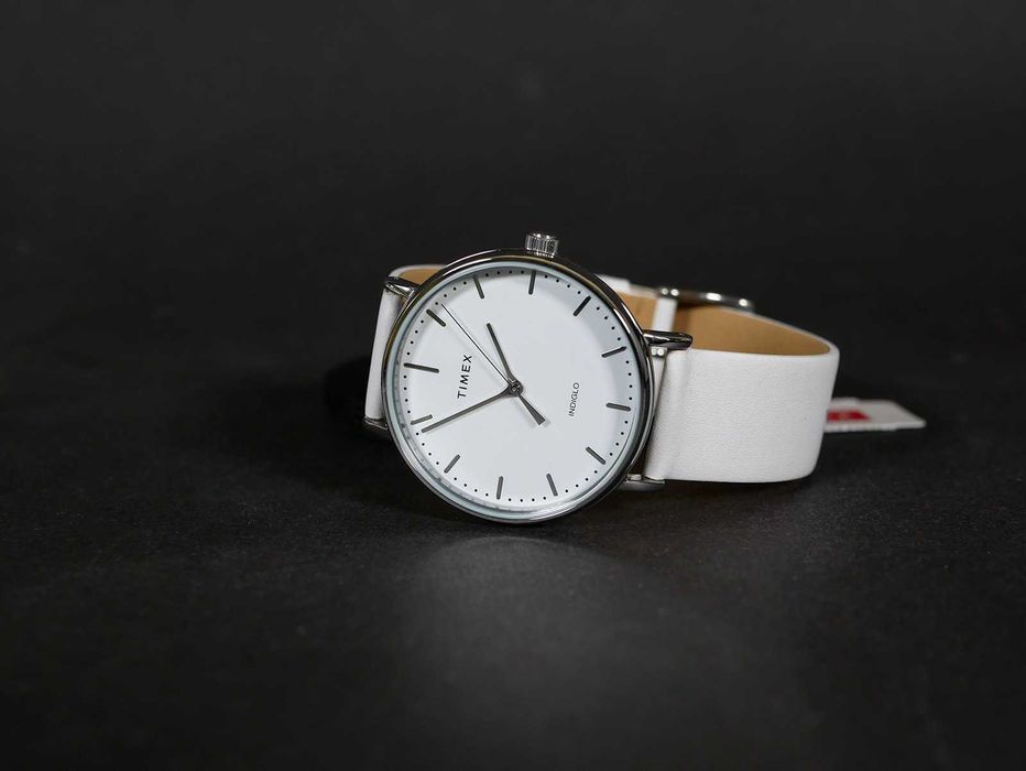 Timex Tw2R26100 с белым циферблатом 41мм