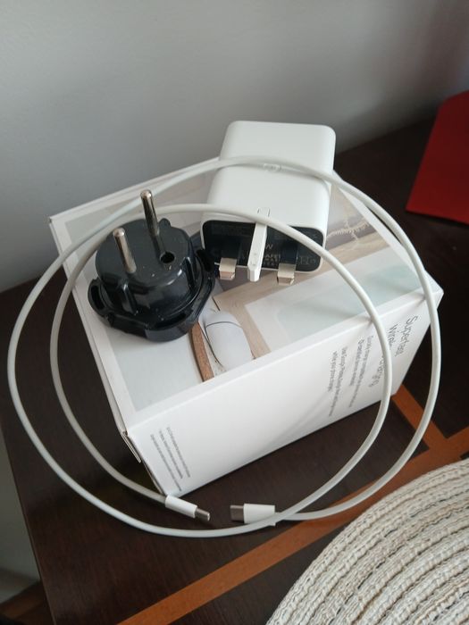Google pixel stand 2