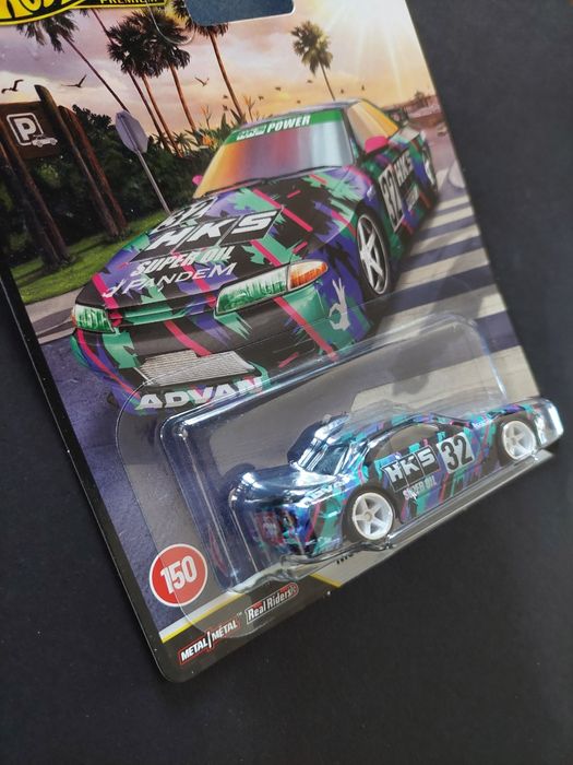 Hot Wheels Premium Boulevard Nissan Skyline GT-R R32 Pandem