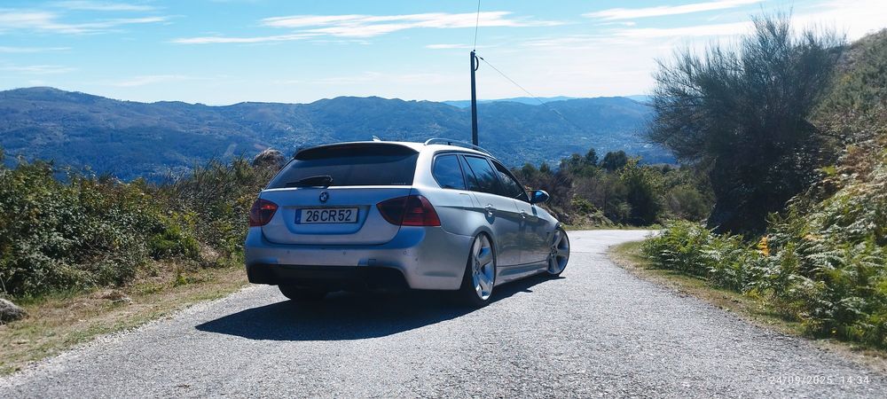 Segue para venda bmw 320D