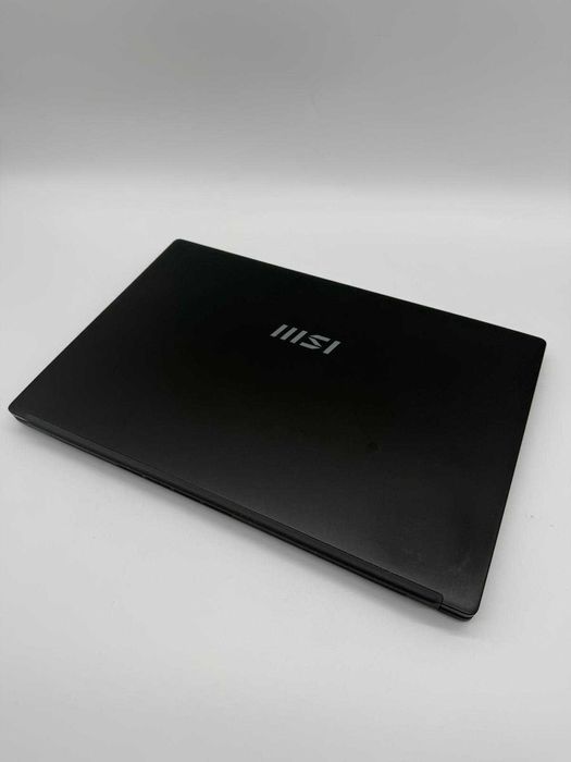 Laptop MSI MODERN 15 8/512GB I5-1155G7 WIN11 + ładowarka bdb stan!