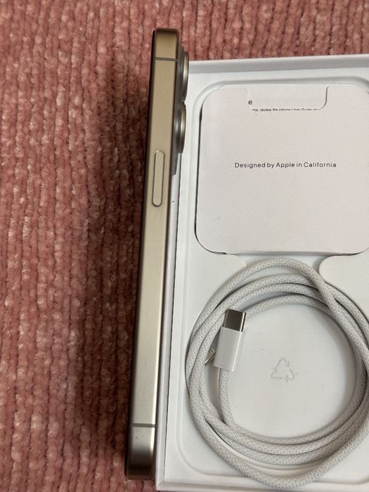 iPhone 15 Pro Natural Titanium 256 gb