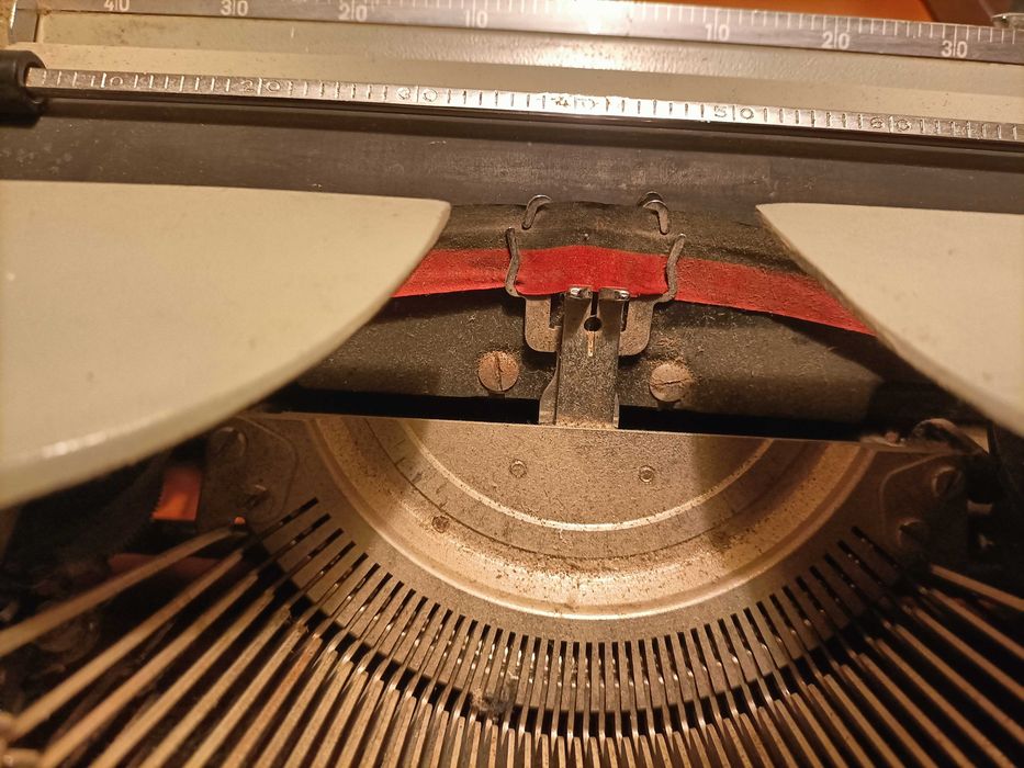 Máquina de Escrever Remington Travel-Riter Deluxe Vintage/Restauro