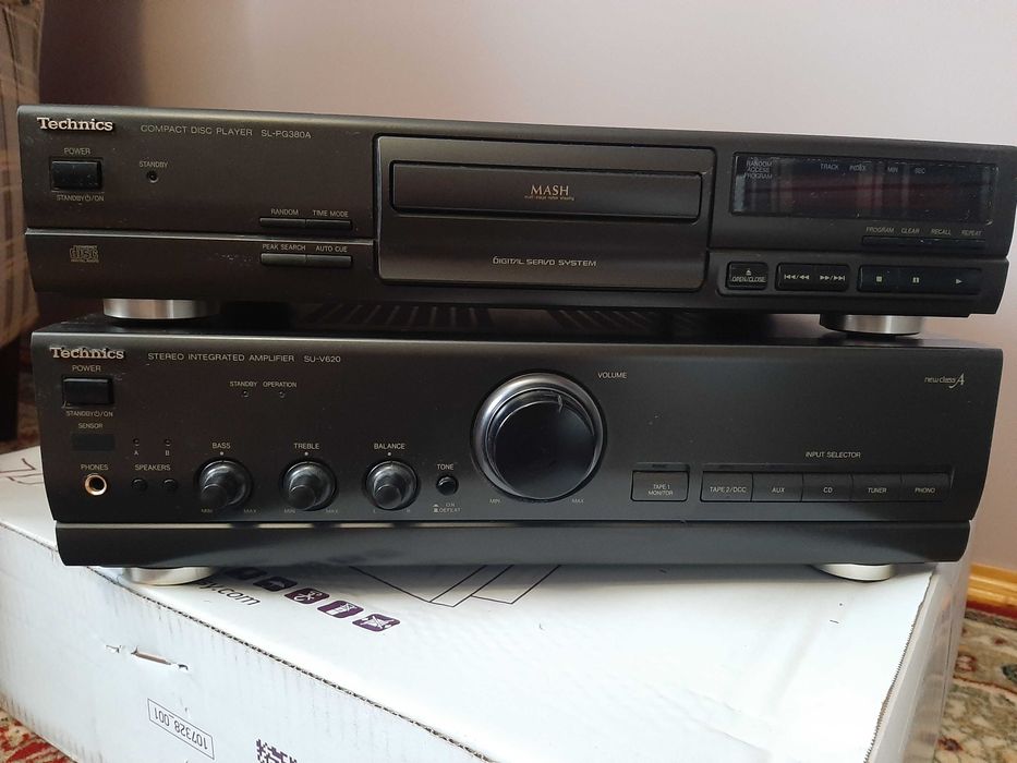 Музичний програвач та підсилювач Technics