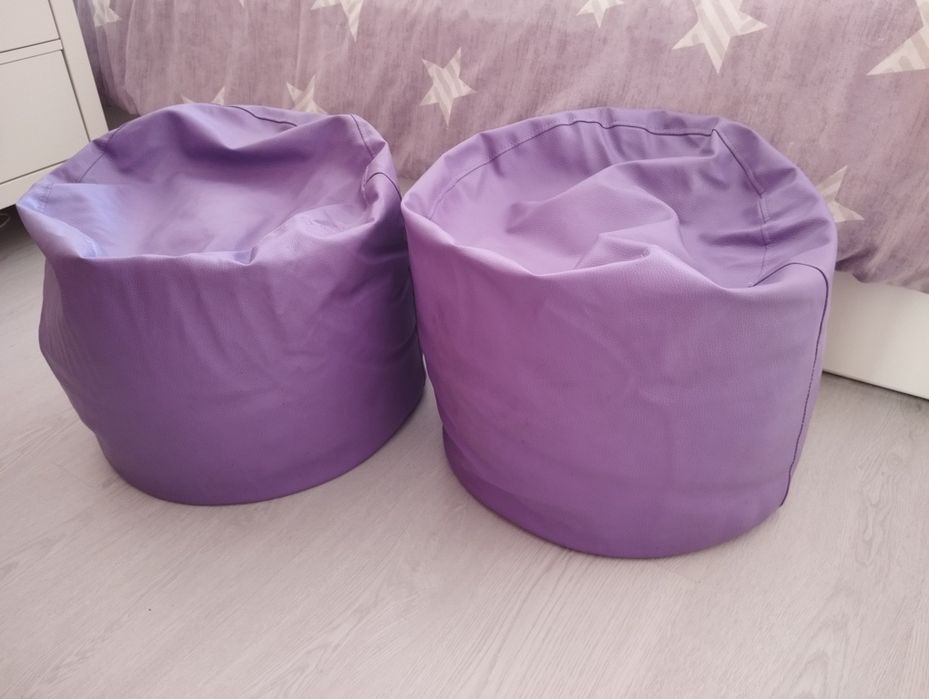 Puffes  roxos impecáveis