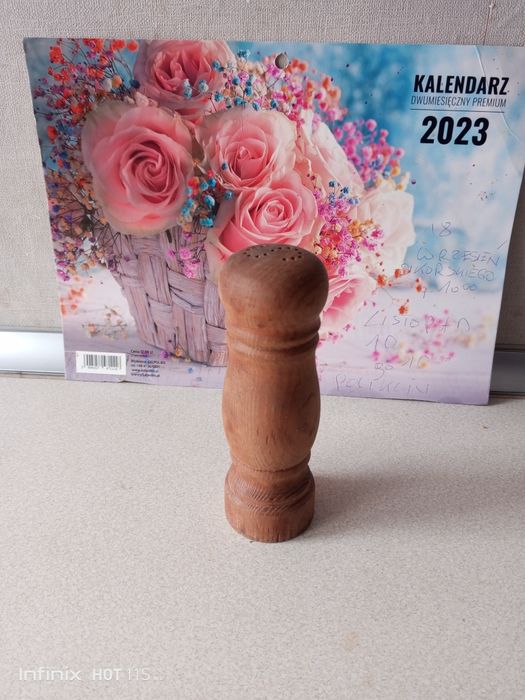 Solniczka PRL drewniana